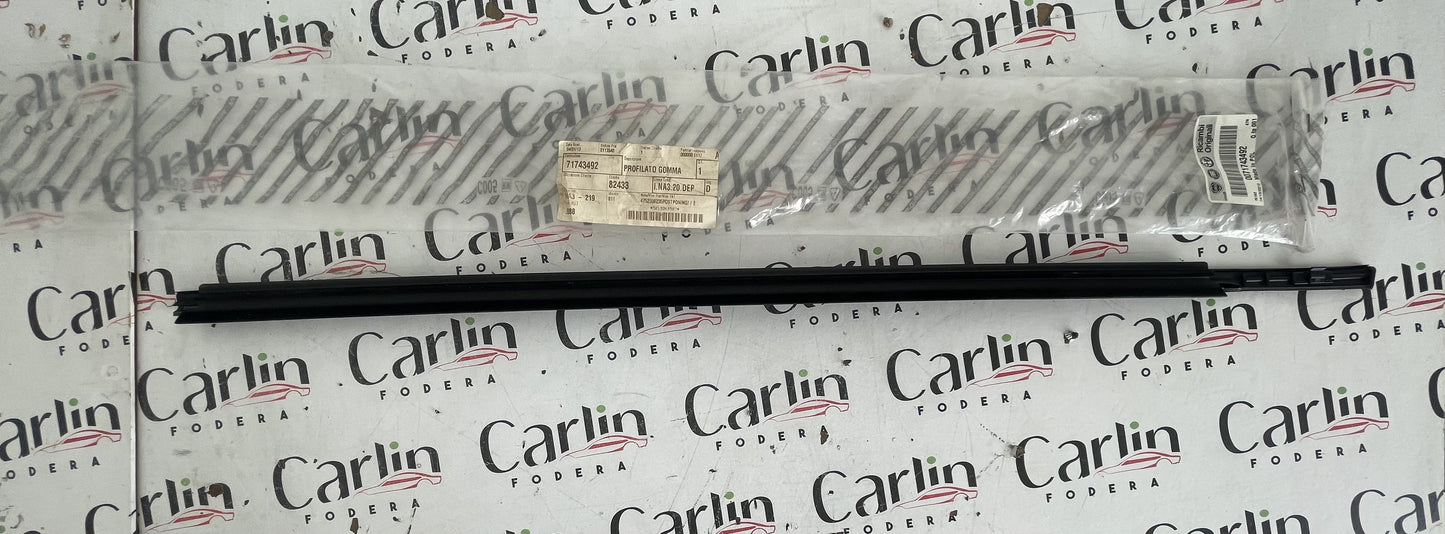 Profilato Gomma FIAT Sedici (2006-2014) 71743492 detail 4