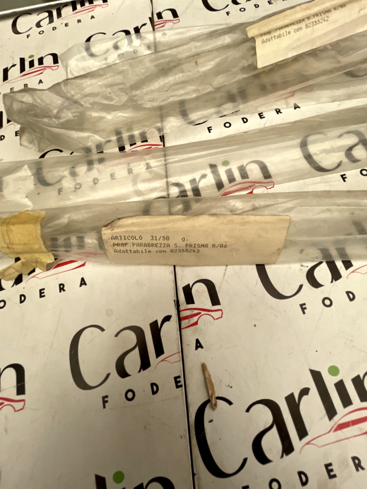 Profili Parabrezza Lancia Beta 82355243 SX/82355242 DX detail 2