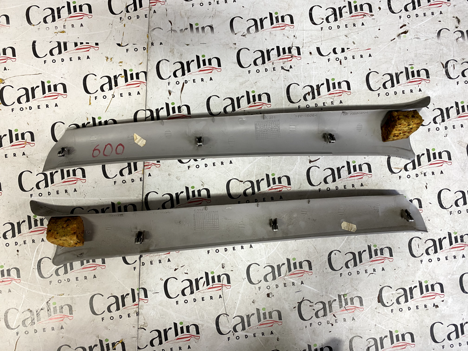 Rivestimenti Montanti Anteriore FIAT Seicento 600 735241224/735241223 detail