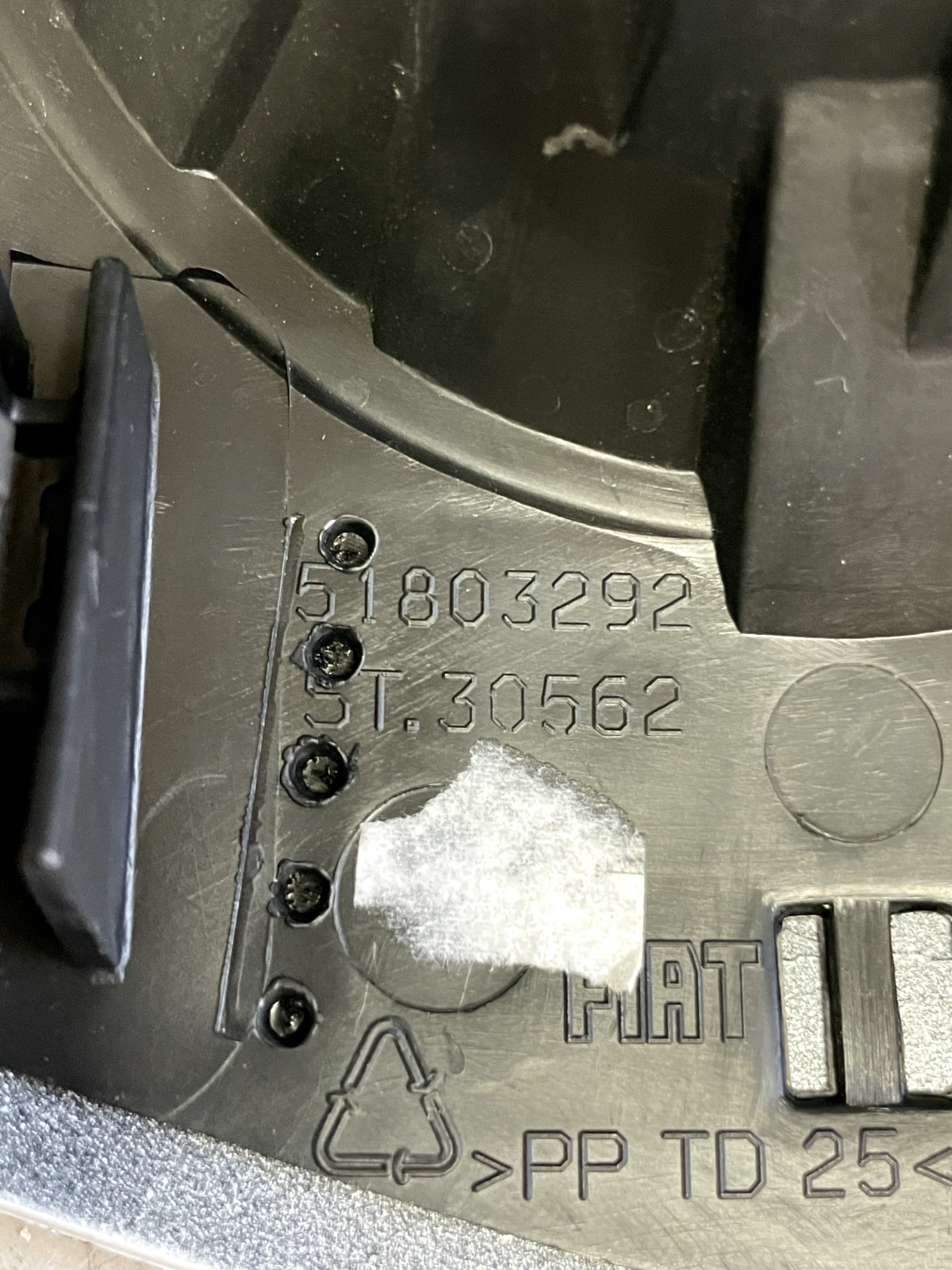 Rivestimento Bocchetta Aerazione Cruscotto Sx FIAT 500 - 1803292 detail