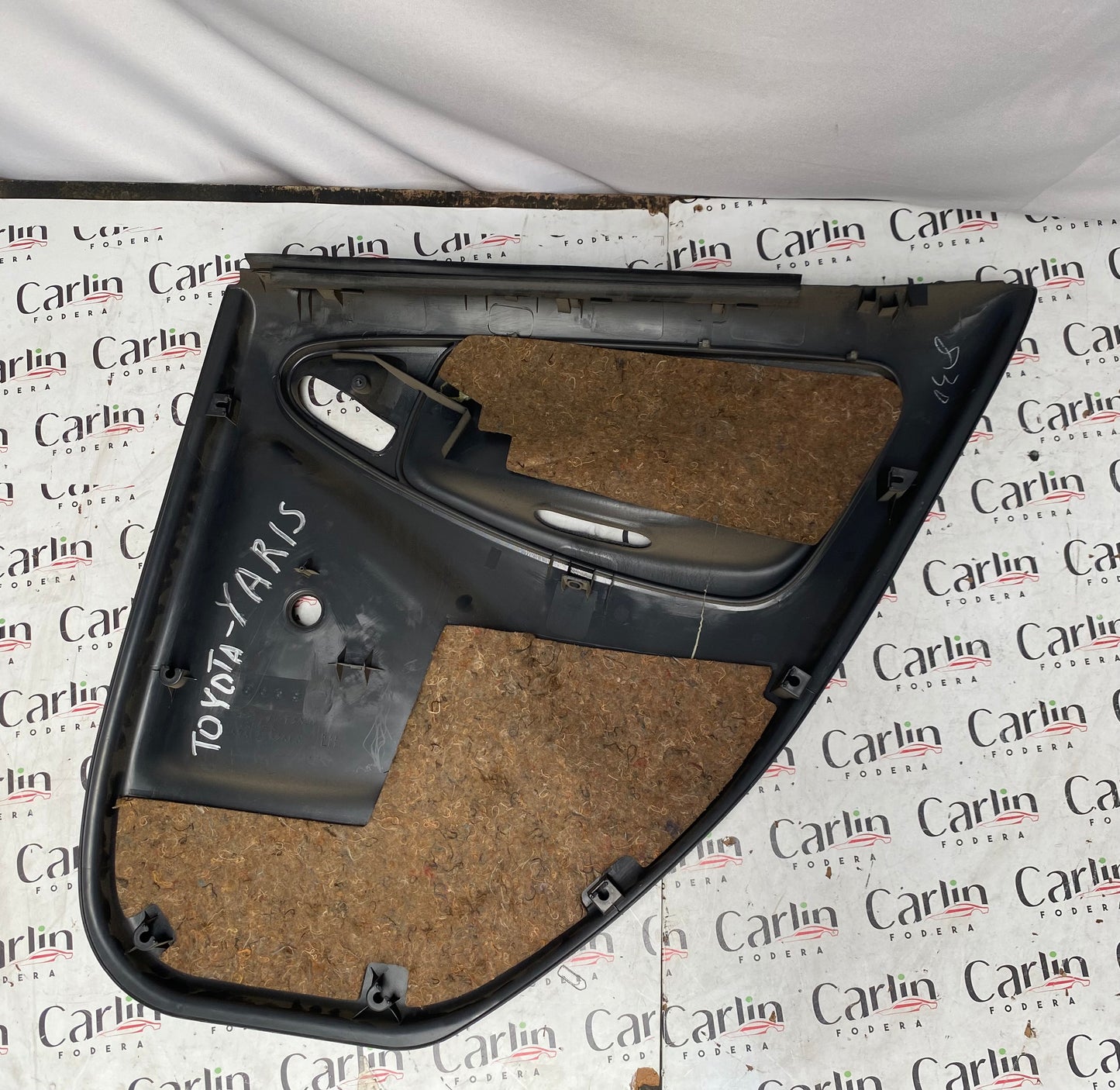Rivestimento Pannello Portiera Posteriore Toyota Yaris 6761452010 detail