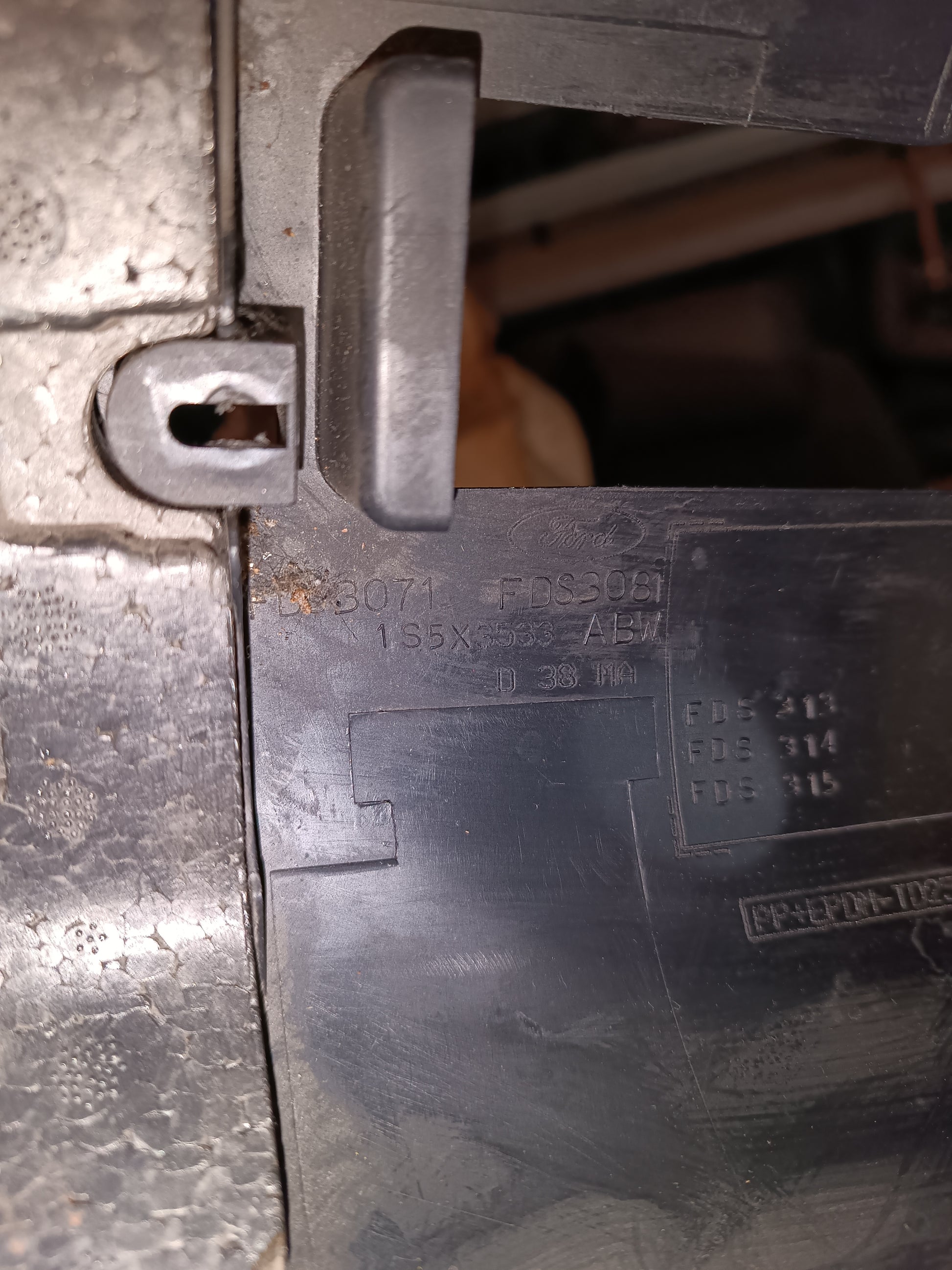 Rivestimento Piantone Sterzo Ford Ka 2003 - 1S5X3533ABW detail 4