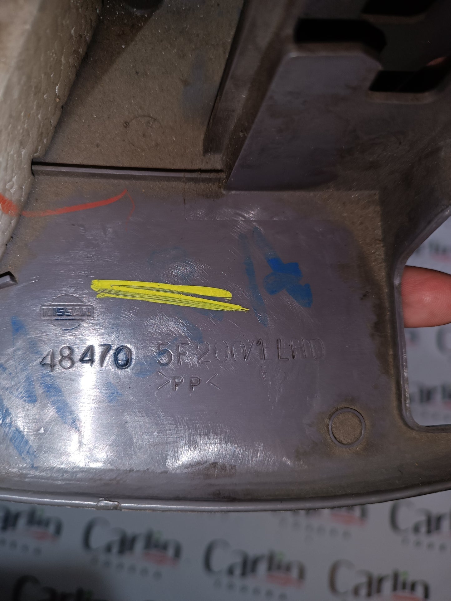 Rivestimento Piantone sterzo Nissan Micra 484705F200/1 detail 4