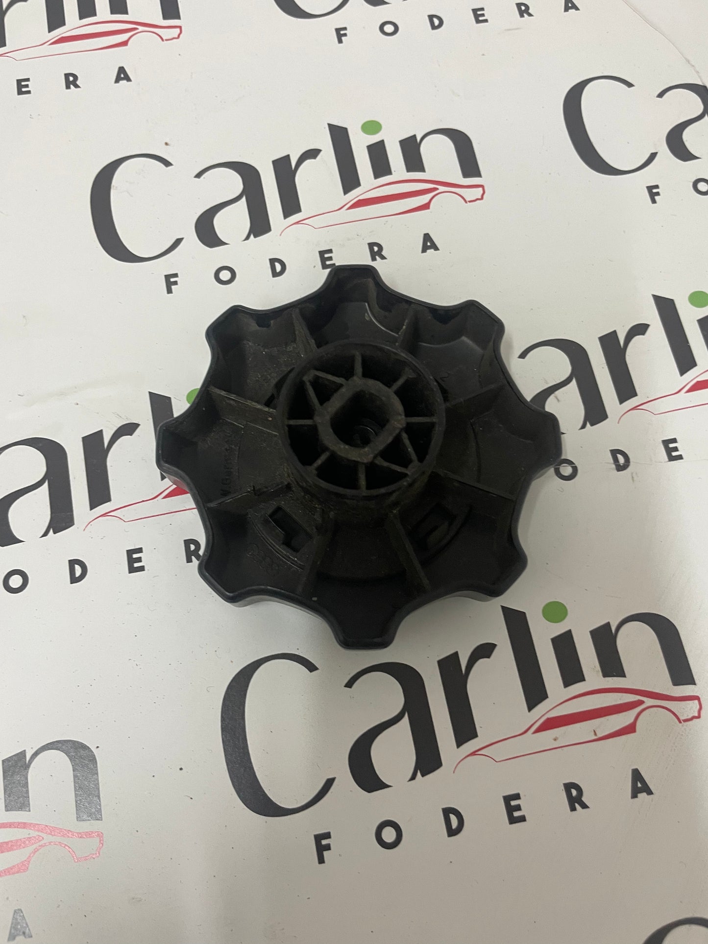 Rotella Manopola Ribaltamento Sedile Audi - 443881671C detail