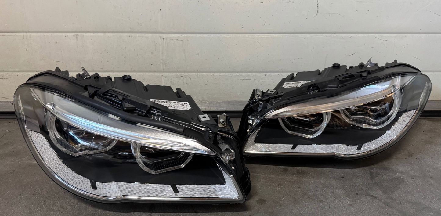 BMW 5 F10 F11 Set di fari/fanali