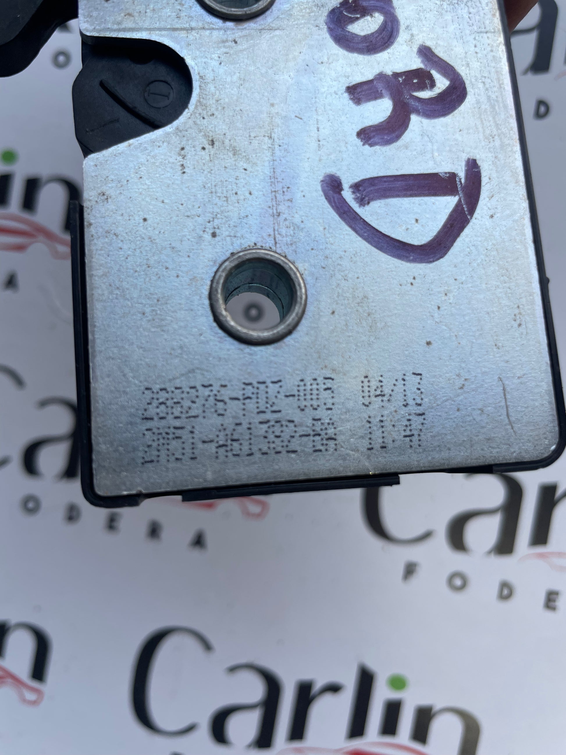 Serratura Schienale Sedile Posteriore Ford Fiesta/Mondeo detail 2