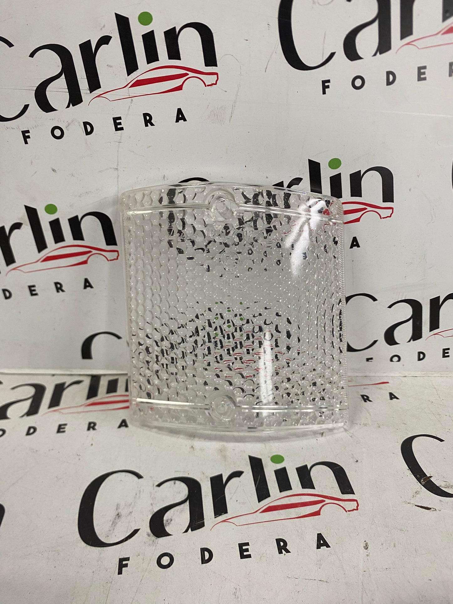 TRASPARENTE FRECCIA ANTERIORE SINISTRO NUOVO – FIAT 128 – OEM 10027022 1