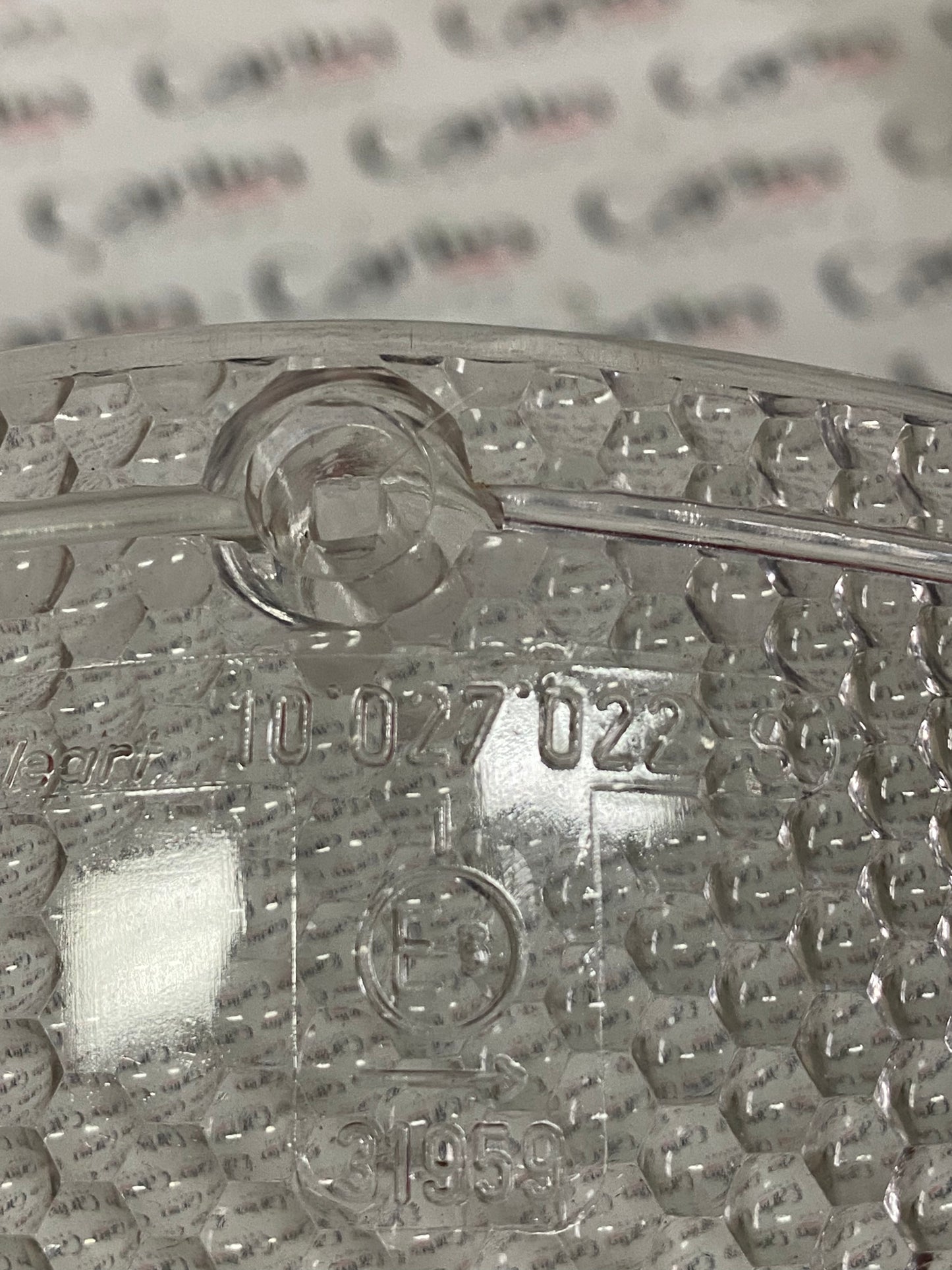 TRASPARENTE FRECCIA ANTERIORE SINISTRO NUOVO – FIAT 128 – OEM 10027022 4