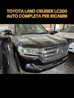 Toyota Land Cruiser LC200 ultimo restyling con motore 4.5 V8 diesel 1VD