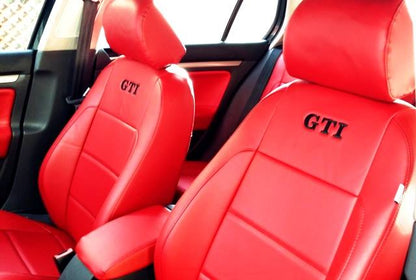 Coprisedili Volkswagen Golf GTI in Finta Pelle Rossa con Cuciture Nere e Logo GTI