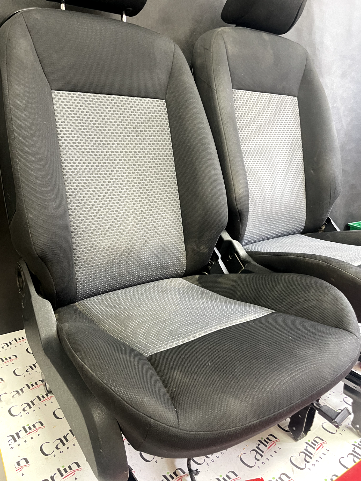 Mercedes-Benz A-Class 3d Coupe 2006 Pair of Front Seats Left Right