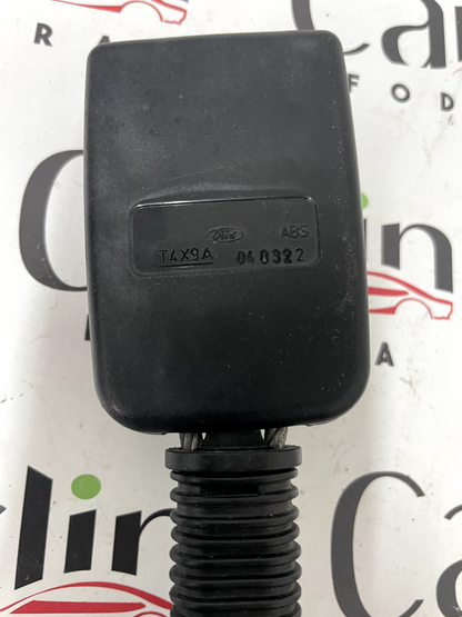 T4X9A020628 - Ford Focus Front Right Seat Belt Pretensioner