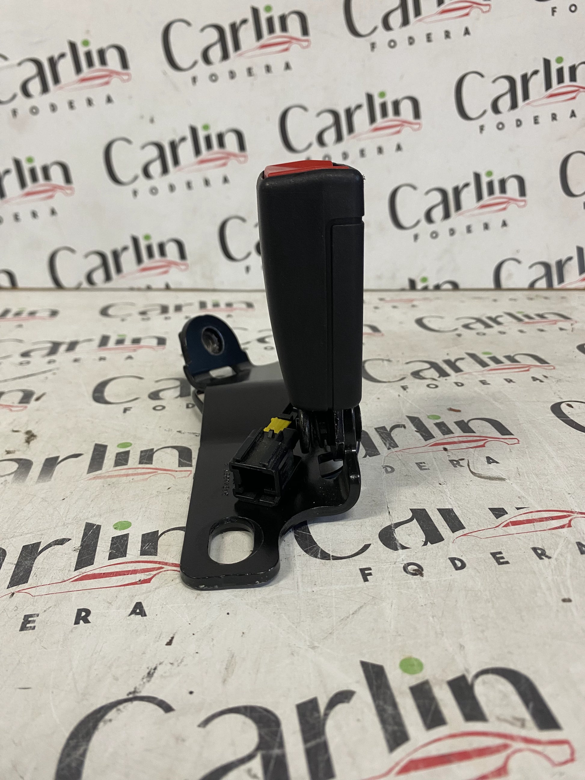 Aggancio Cintura Sicurezza Posteriore Centrale FIAT 500X (334) – Cod. 7356560270 2