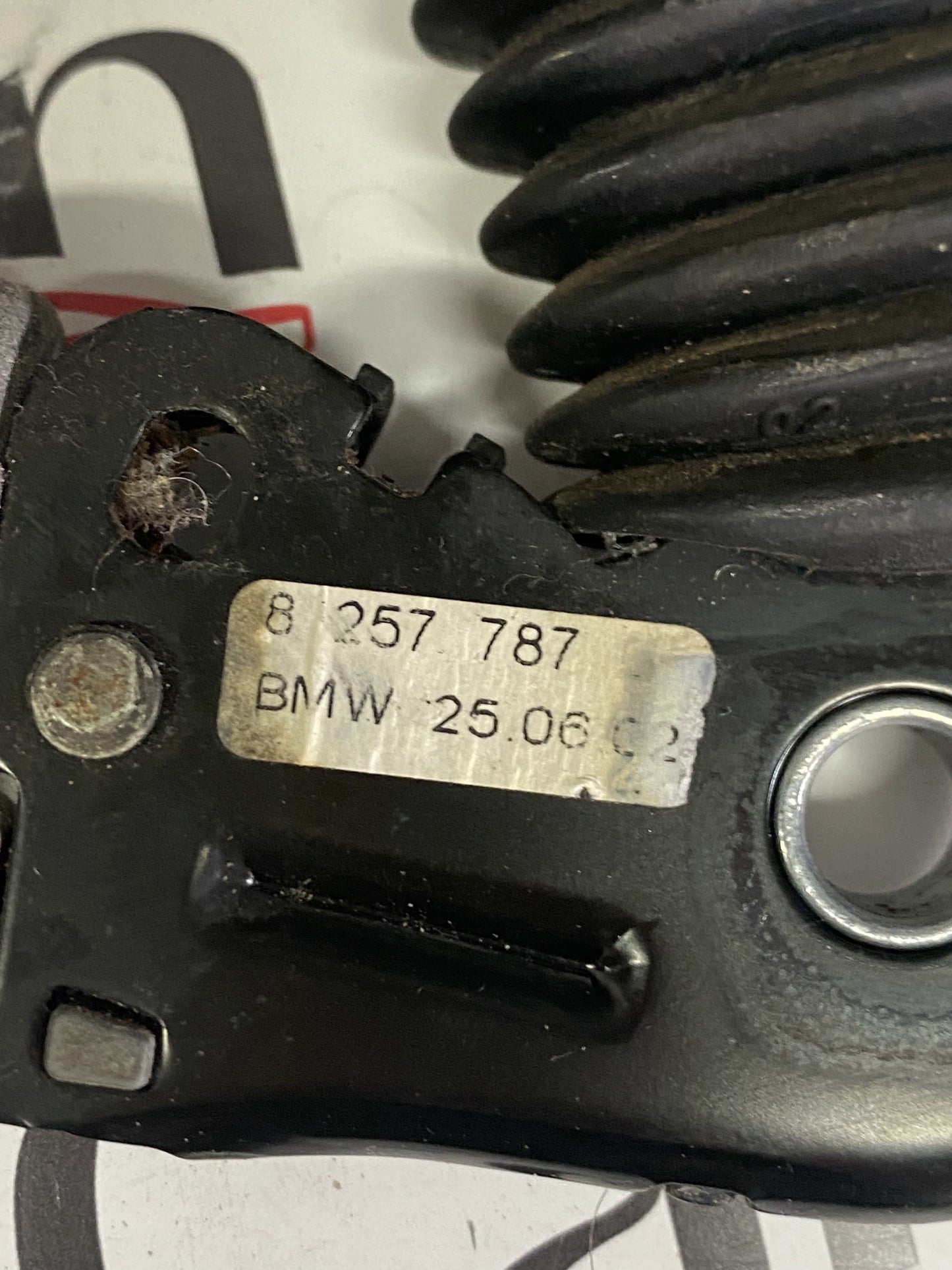 Aggancio Cintura di Sicurezza Anteriore Sinistra BMW Serie 3 (E46) [8257787L]