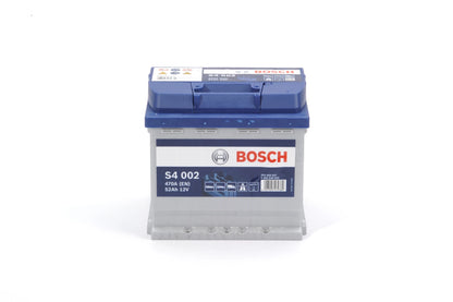 Batteria BOSCH S4 002 12V 52Ah 470A B13 - Potenza Affidabile per Veicoli