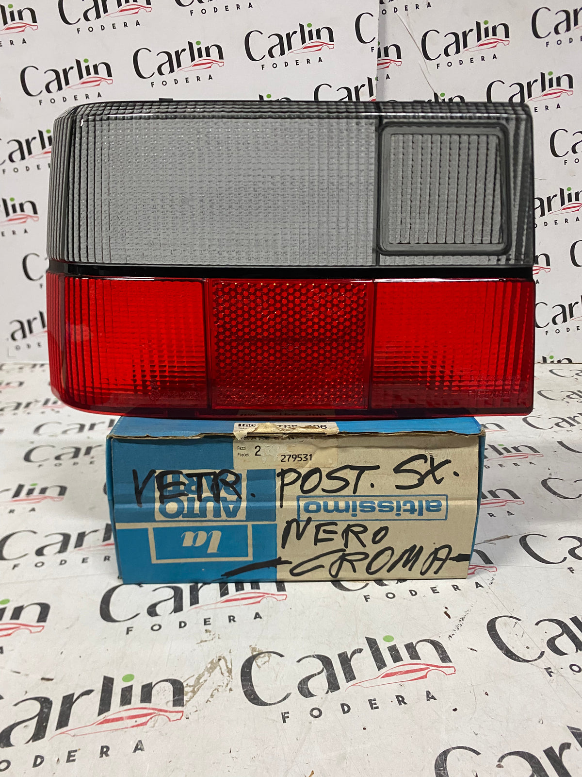 FANALINO POSTERIORE SINISTRO FUMÉ NUOVO – FIAT CROMA 1ª SERIE  279531