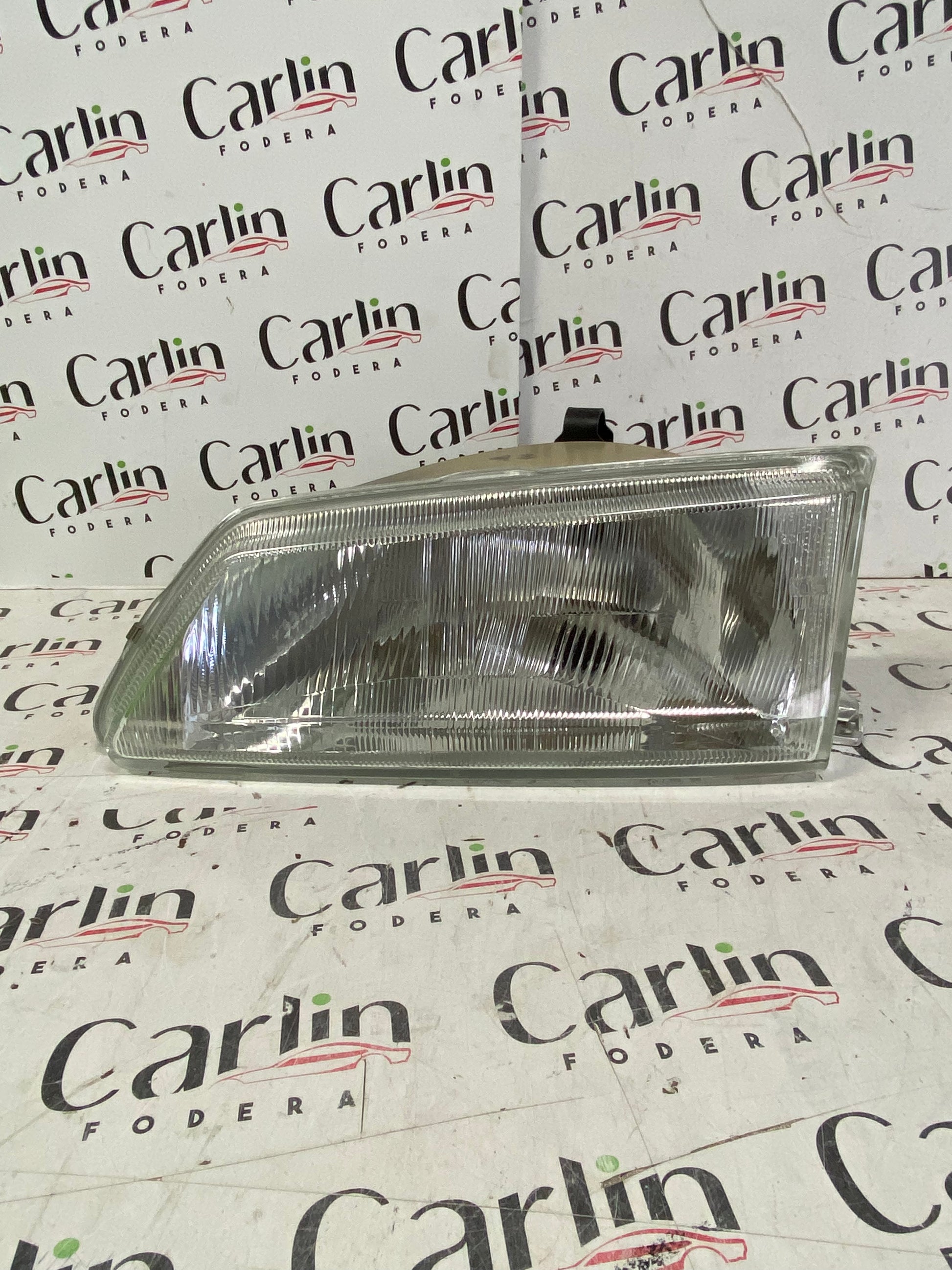 Faro Anteriore Sinistro PEUGEOT 106 91-96 H4 VALEO [084637] 1
