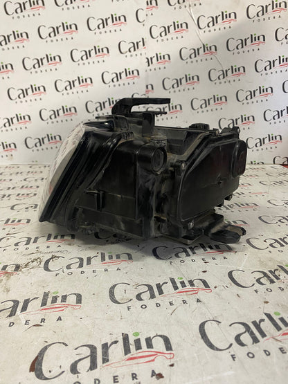 Faro Sinistro Audi Q3 (8UB, 8UG) – OEM 8U0941005C – Xenon2
