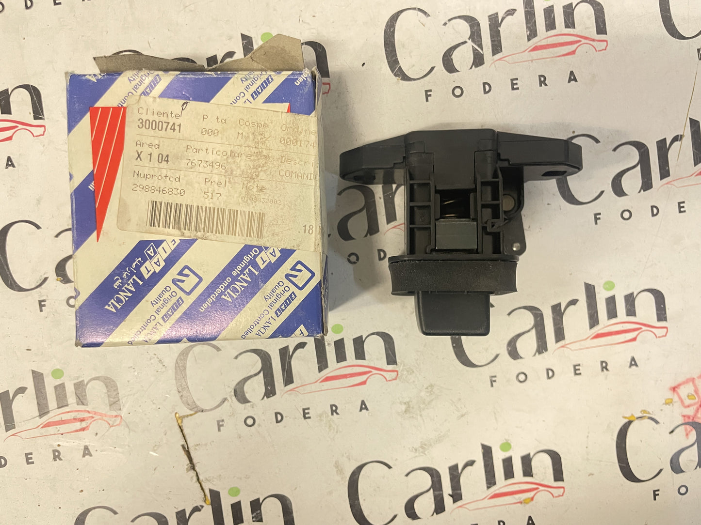 Tasto Apertura Portellone Fiat Uno Turbo [7673496] Ricambio Nuovo e Originale Fiat