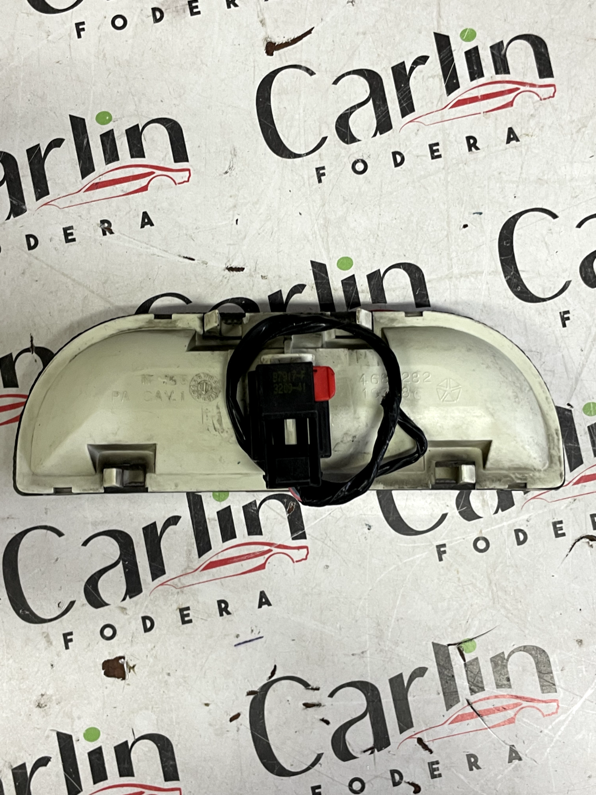 Luce Interna Chrysler Voyager Codice 4685282 detail