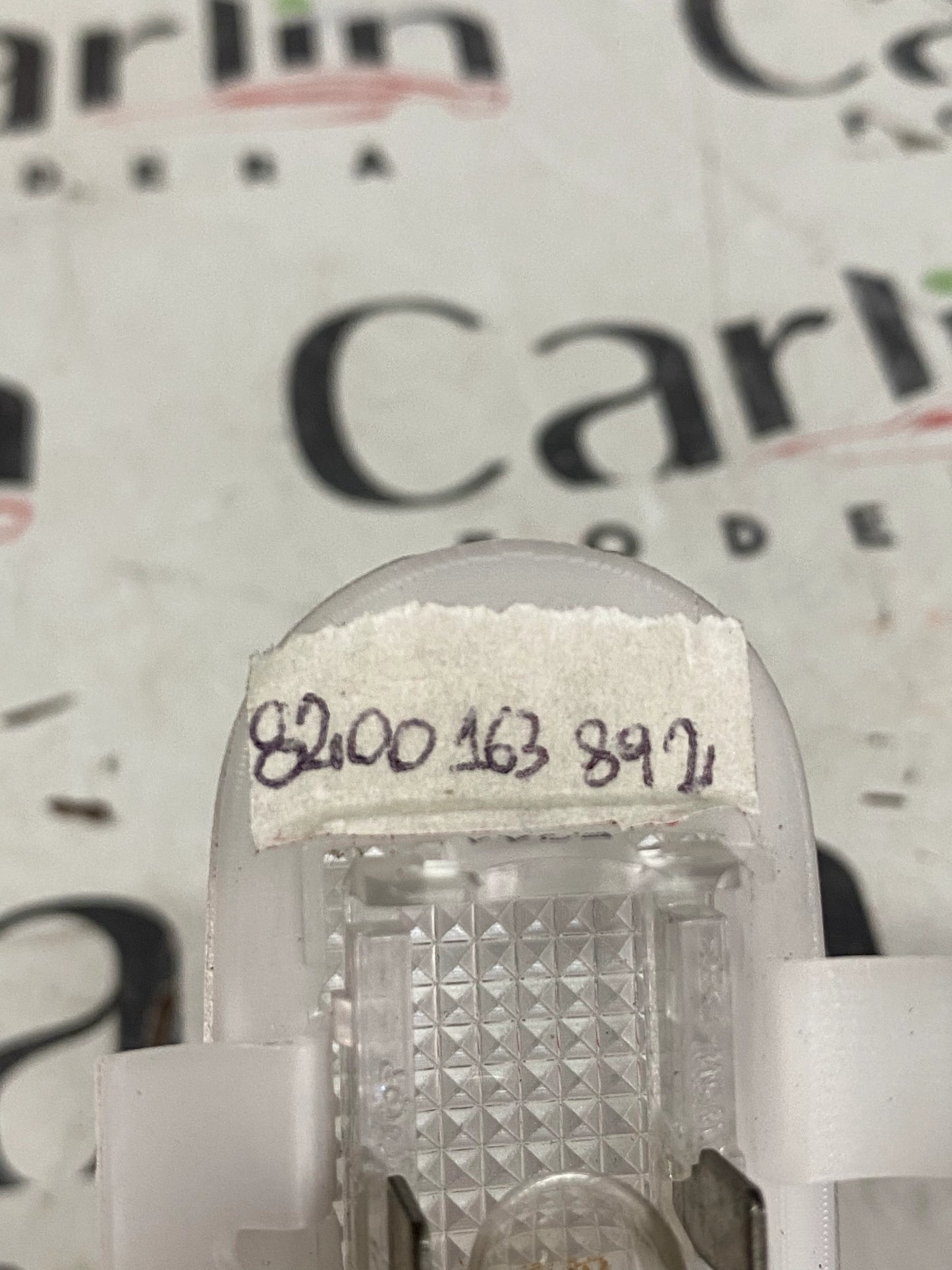 Luce Specchietto Parasole Renault [8200163892]