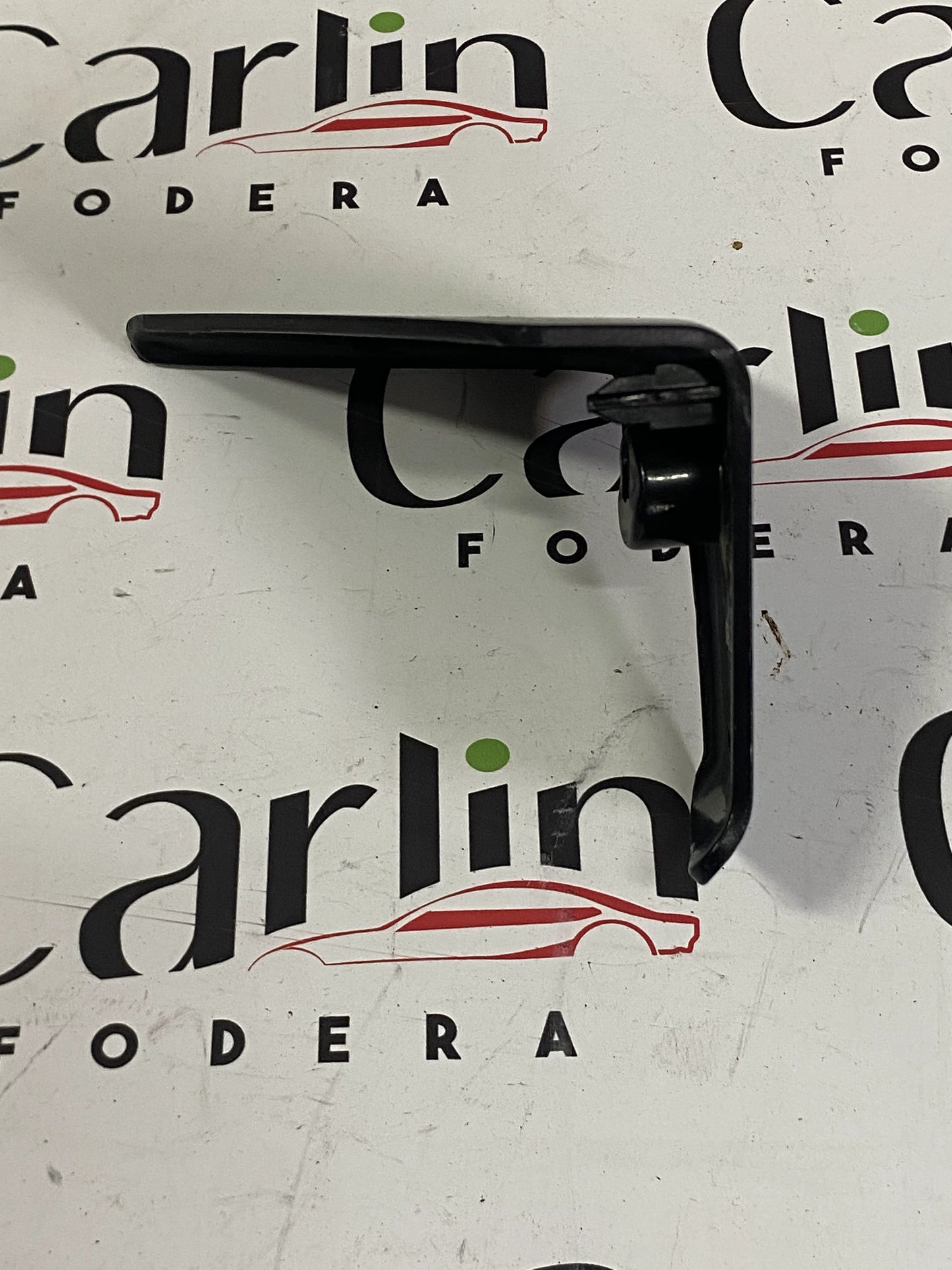 Mascherina Sedile Anteriore Interno Destro Nera BMW X3 E83 LCI [8226300 / 8226408]