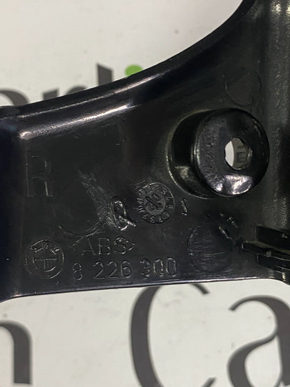 Mascherina Sedile Anteriore Interno Destro Nera BMW X3 E83 LCI [8226300 / 8226408]