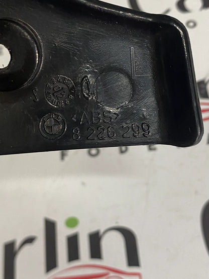 Mascherina Sedile Anteriore Interno Sinistro Nera BMW X3 E83 LCI [8226299 / 8226407]