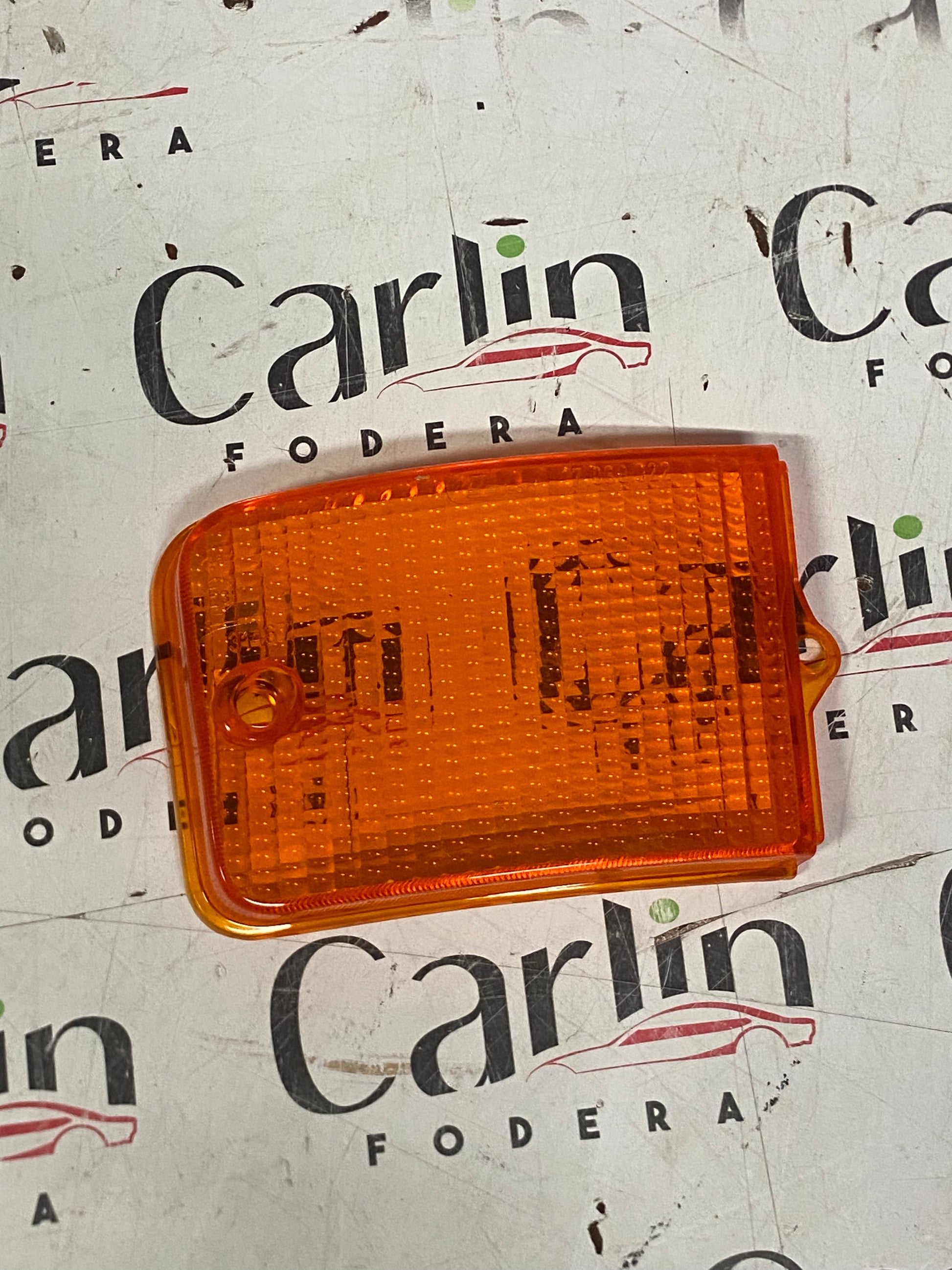 PLASTICA FRECCIA POSTERIORE SINISTRA  FIAT 127 MK1  17.039.022 1