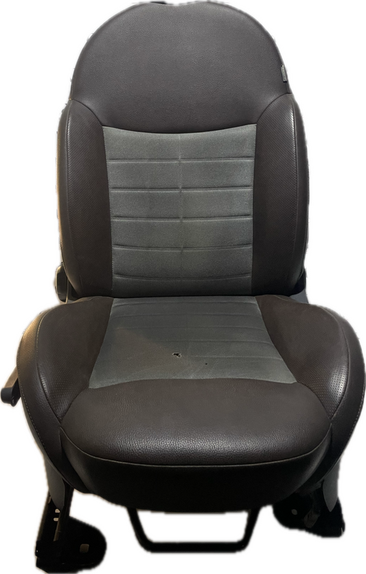 Sedile anteriore sinistro SX Fiat 500 in pelle marrone/tessuto 6000626136