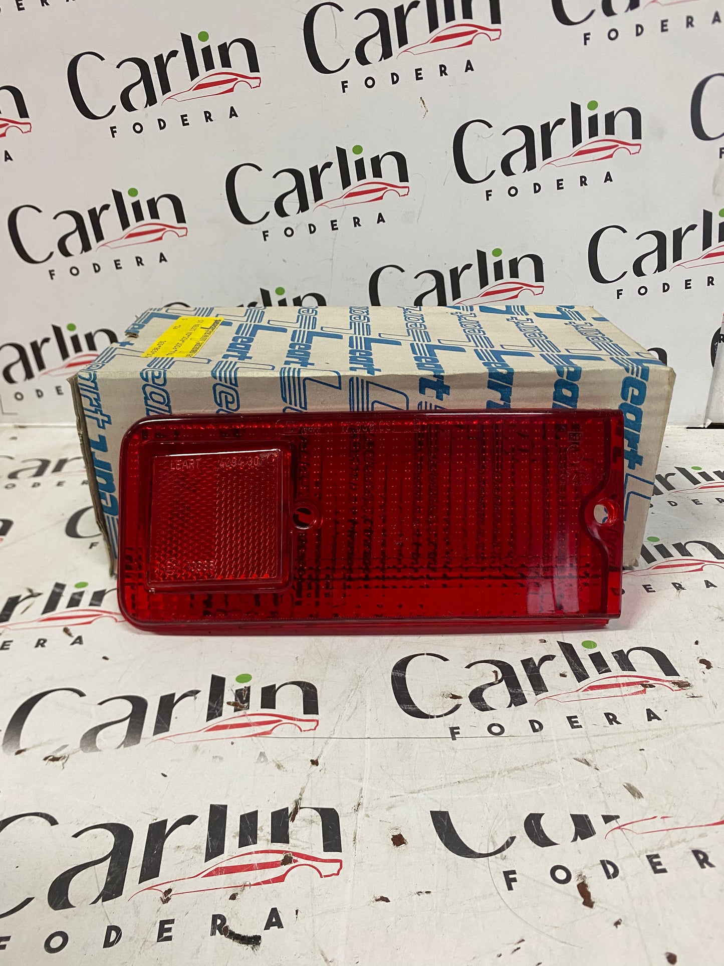 TRASPARENTE POSTERIORE DESTRO ROSSO – FIAT 127 1ª SERIE  17038031