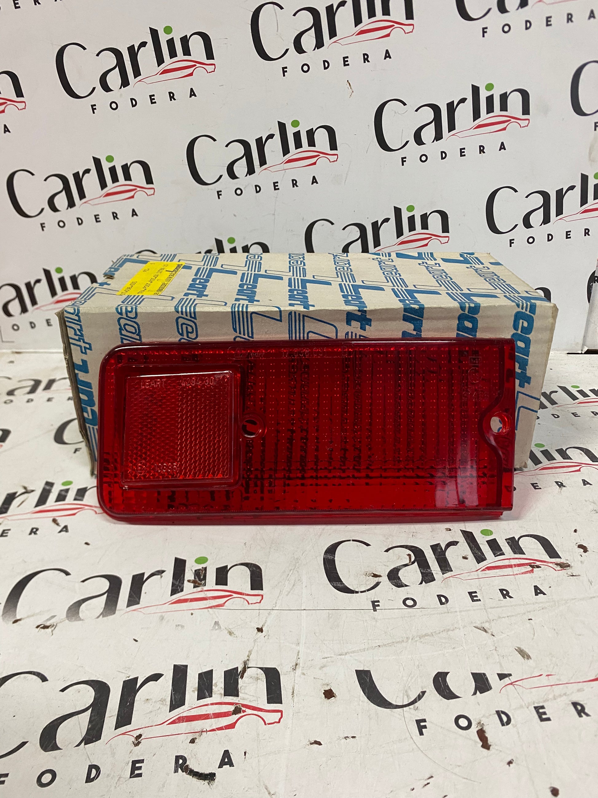 TRASPARENTE POSTERIORE DESTRO ROSSO – FIAT 127 1ª SERIE  17038031