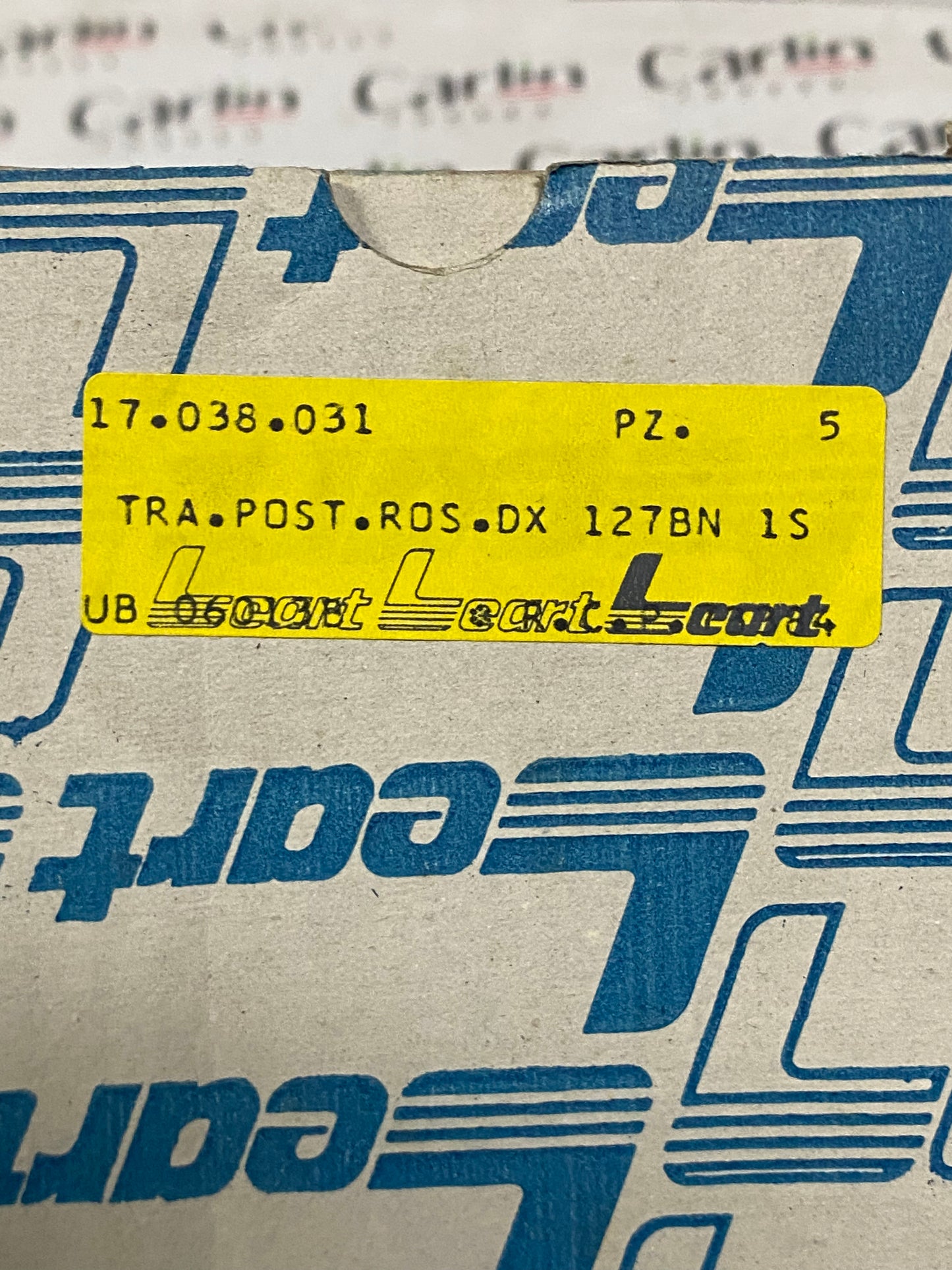 TRASPARENTE POSTERIORE DESTRO ROSSO – FIAT 127 1ª SERIE  17038031 7