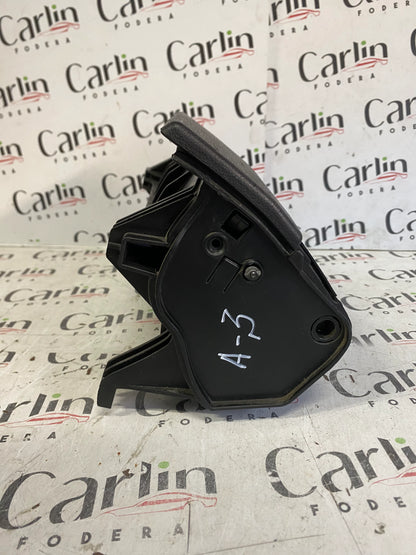 Vano Portaoggetti Sotto Sedile Audi A3 [8314990]