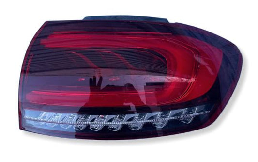 Stop posteriore DX esterno  Mercedes-Benz B W247 Luci posteriori A2479065900