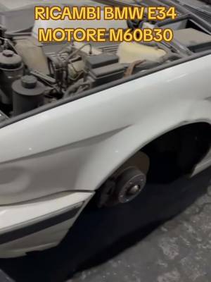 Half cut BMW E34 con motore M60B30