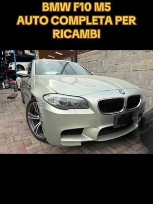 BMW M5 F10 con motore S63B44