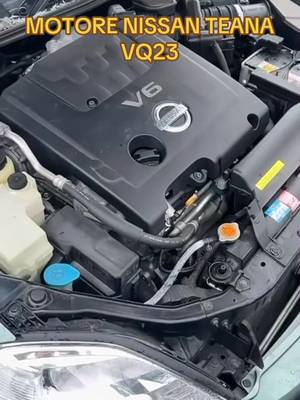Motore Nissan VQ23